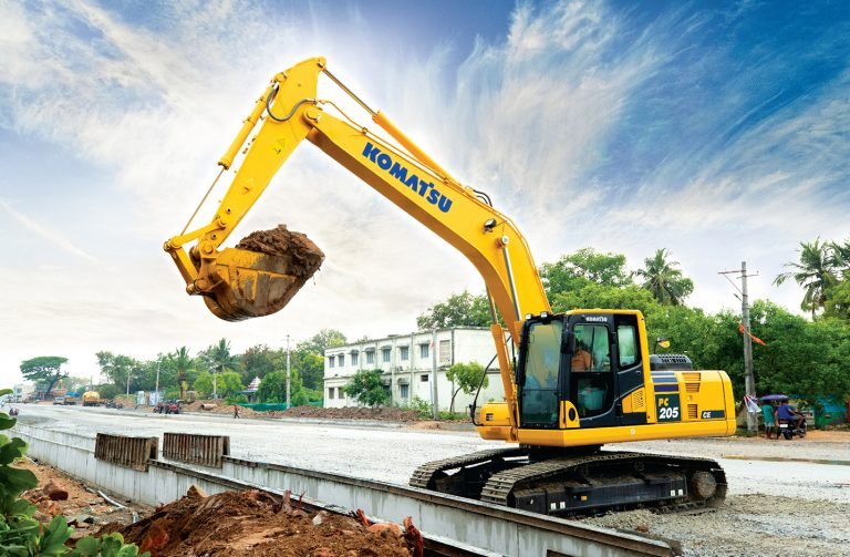 Komatsu PC205 Hydraulic Excavator