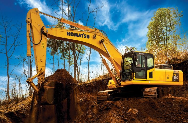 Komatsu PC300 Hydraulic Excavator